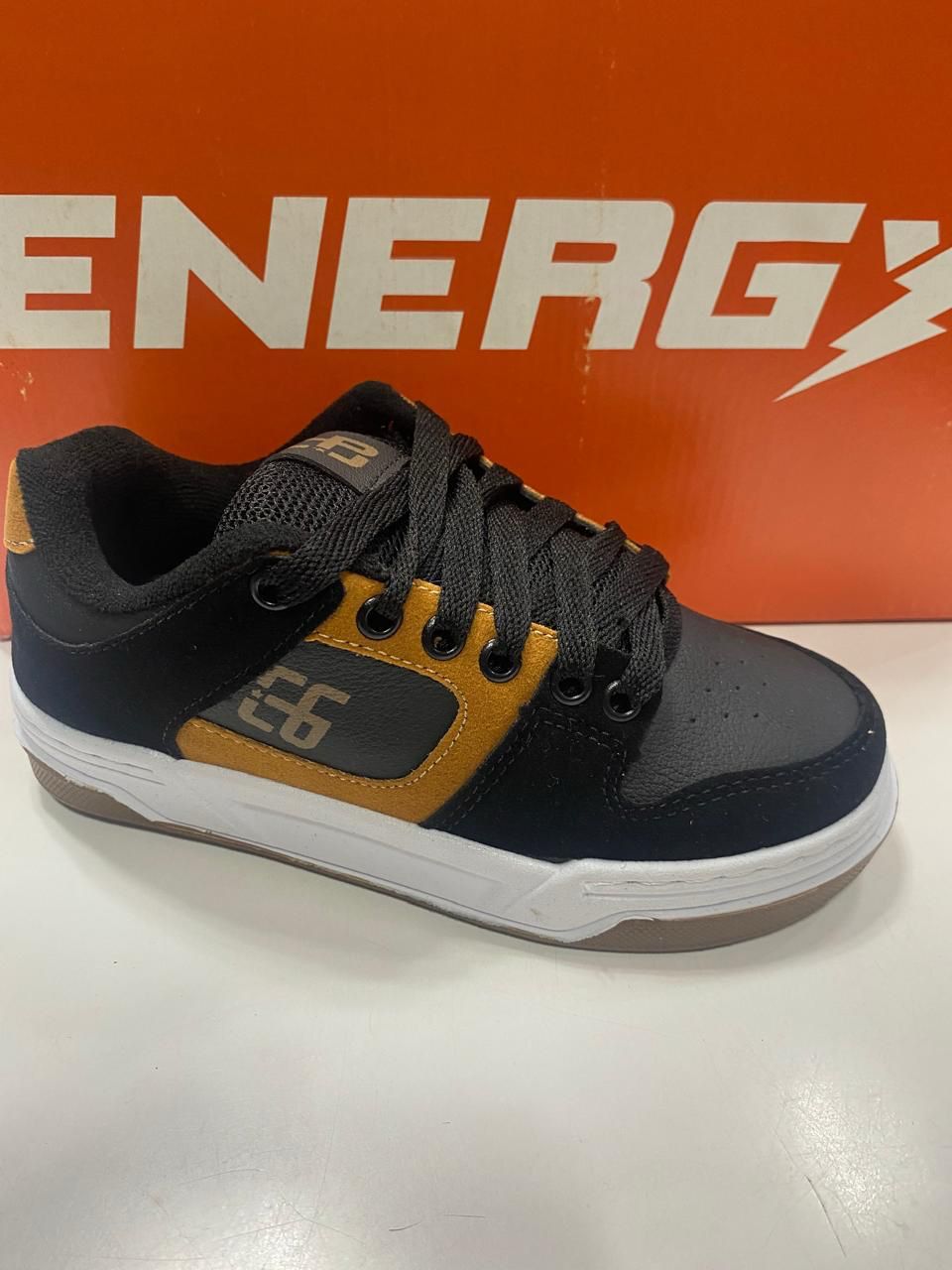 Tênis 040 — TENIS-040
